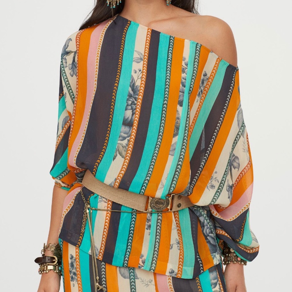 NWT H&M x Sabyasachi top